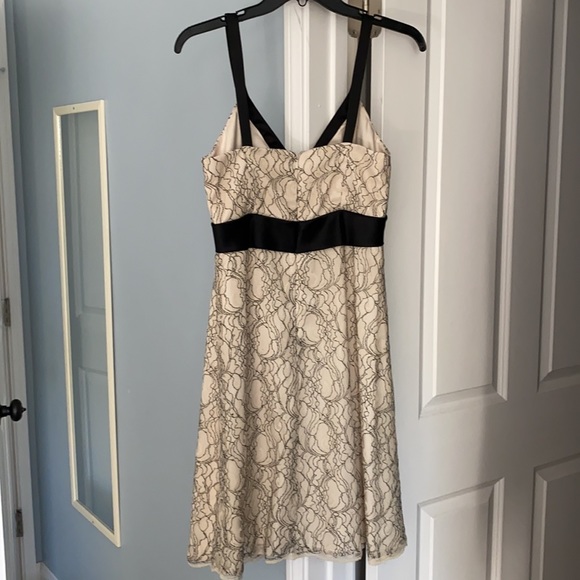 White House Black Market dress size 2 - Picture 4 of 7